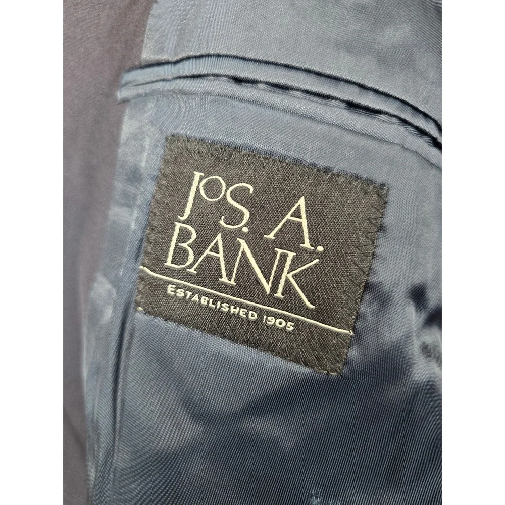 JoS A Bank Blazer Mens 44R Navy‎ Blue 100% Wool Gold Button Sport Coat Classic